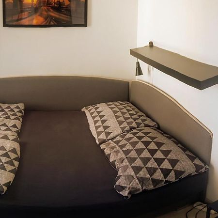 Sparrowl Apartments Budapest Luaran gambar