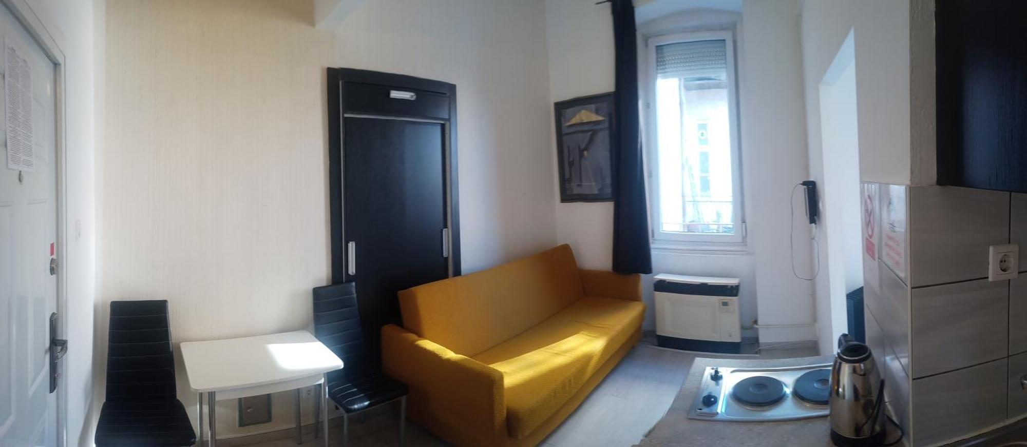 Sparrowl Apartments Budapest Luaran gambar