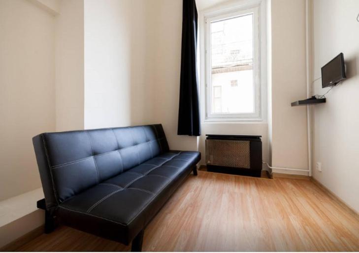 Sparrowl Apartments Budapest Luaran gambar